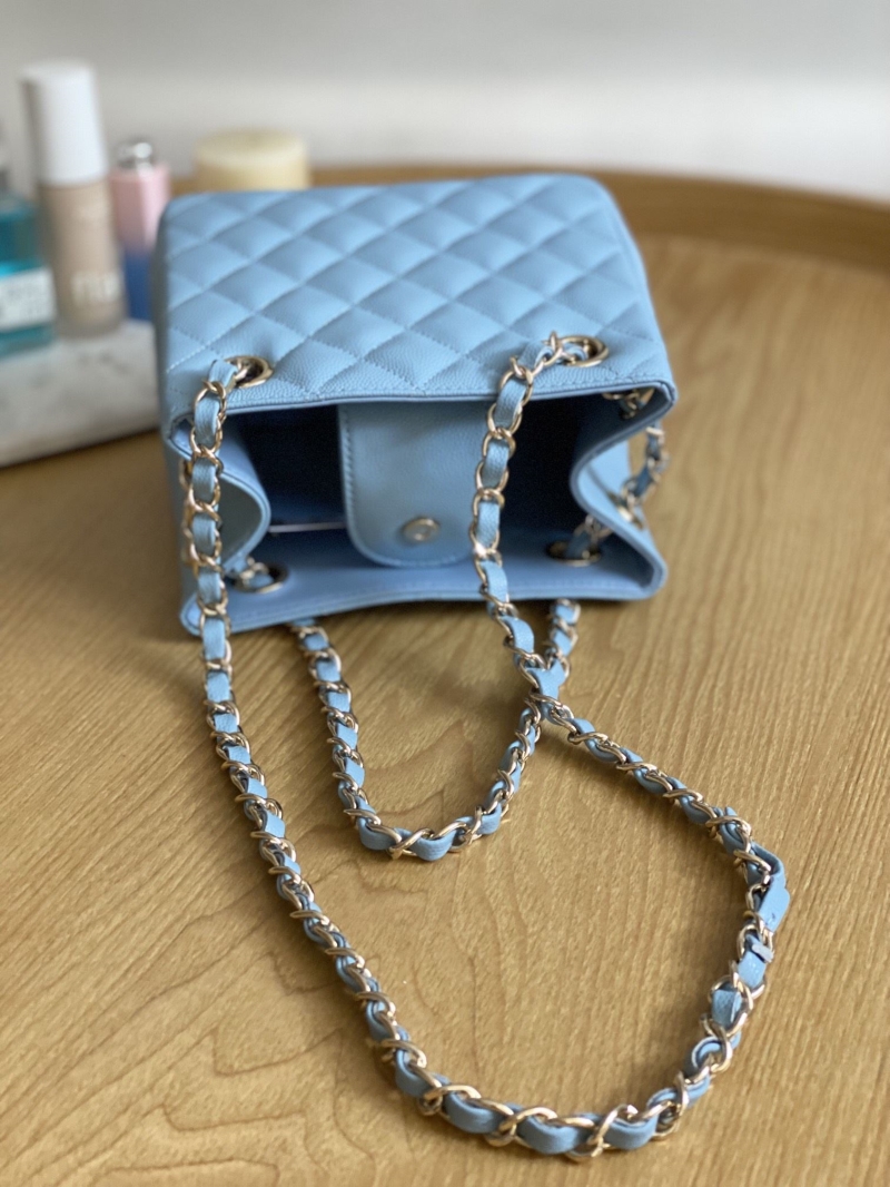 Ch**el bucket bags